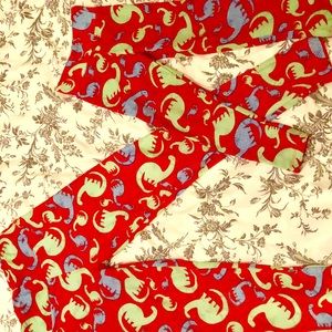 MOMMY AND ME LULAROE DINO LEGGINGS